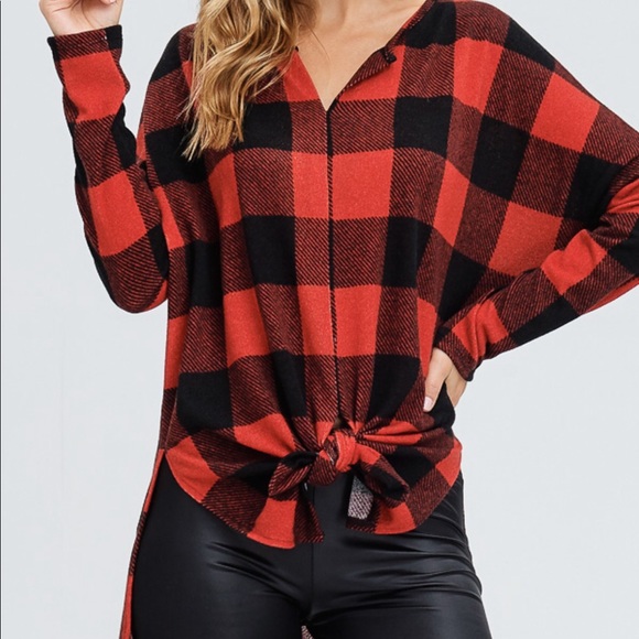 ❗️SALE ❗️Plaid Front Tie Side Slit Sweater - Picture 2 of 6